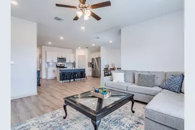 206 Fort Clark Springs Drive, Hutto, TX 78634 - Photo 17