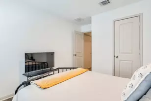 206 Ft Clark Spgs Dr, Hutto, TX 78634 - Photo 29