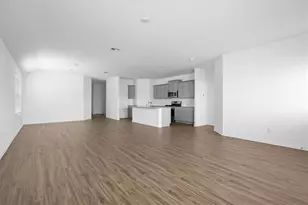 325 Escondido Cir, San Marcos, TX 78666 - Photo 5