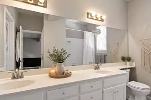 611 E 45th St, Austin, TX 78751 - Photo 21