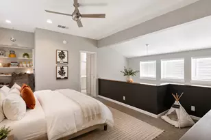 611 E 45th St, Austin, TX 78751 - Photo 17