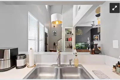 611 E 45th Street #25, Austin, TX 78751 - Photo 11