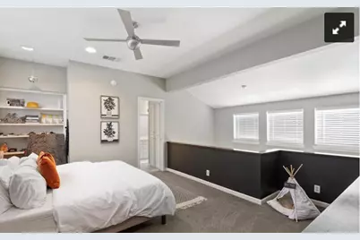 611 E 45th Street #25, Austin, TX 78751 - Photo 13