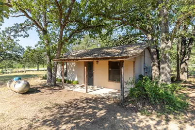 2173 County Road 434 Loop, Rockdale, TX 76567 - Photo 3
