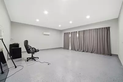 409 E Austin Avenue, Round Rock, TX 78664 - Photo 23