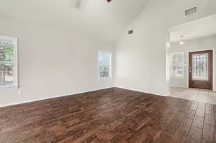 400 Falcon Ln, Leander, TX 78641 - Photo 3