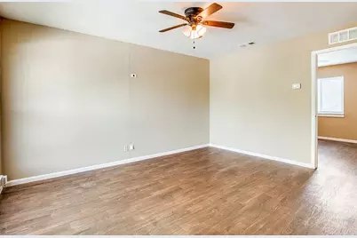 216 Lucas St Street #2, San Antonio, TX 78209 - Photo 7