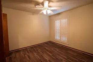 2105 Yokley Rd, Rockdale, TX 76567 - Photo 25