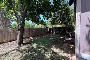 2035 Redwing Way, Round Rock, TX 78664 - Photo 13