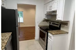 201 E 35th St, Austin, TX 78705 - Photo 7