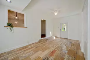 611 N Adams St, Fredericksburg, TX 78624 - Photo 19