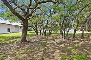 101 John Kelly St, Burnet, TX 78611 - Photo 29