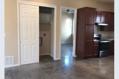 1300 Hausman, Lockhart, TX 78644 - Photo 9