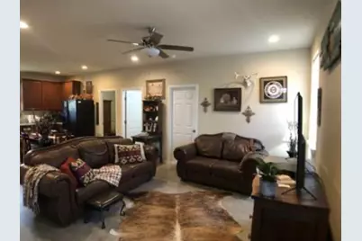 1300 Hausman, Lockhart, TX 78644 - Photo 5