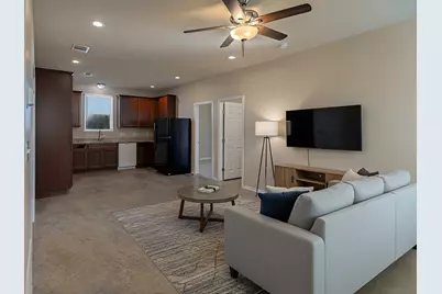 1300 Hausman, Lockhart, TX 78644 - Photo 5