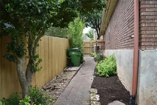 1824 Red Rock Dr, Round Rock, TX 78665 - Photo 27