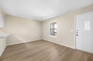 3012 Whisper Oaks Ln, Georgetown, TX 78628 - Photo 3