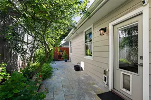 2713 Kinney Oaks Ct, Austin, TX 78704 - Photo 21