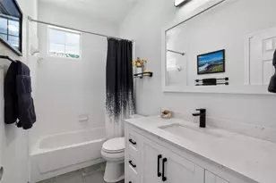 2713 Kinney Oaks Ct, Austin, TX 78704 - Photo 15