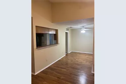 806 W 24th Street #308, Austin, TX 78705 - Photo 5
