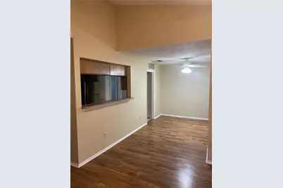 806 W 24th Street #308, Austin, TX 78705 - Photo 5