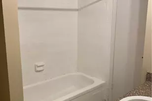 806 W 24th St, Austin, TX 78705 - Photo 13