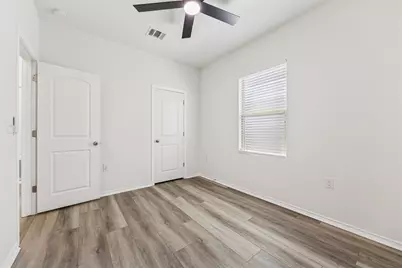 6401 Graymont Drive, Austin, TX 78754 - Photo 7