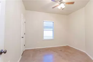 421 Jack Rabbit Ln, Buda, TX 78610 - Photo 11