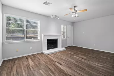 1806 River Crossing Cr Circle #C, Austin, TX 78741 - Photo 11