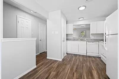 1806 River Crossing Cr Circle #C, Austin, TX 78741 - Photo 5