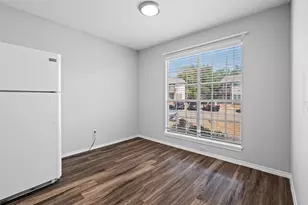 1806 River Crossing Cr Circle, Austin, TX 78741 - Photo 3