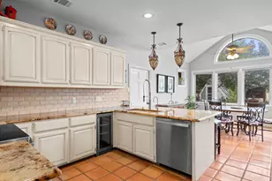 5229 Hupedo Ranch Rd, Spicewood, TX 78669 - Photo 15