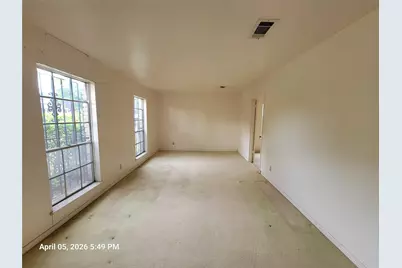 6605 Highpoint Drive, Austin, TX 78723 - Photo 3