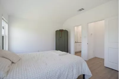 5904 Geronimo Way, Seguin, TX 78155 - Photo 13