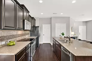 9932 Wading Pool Path, Austin, TX 78748 - Photo 11