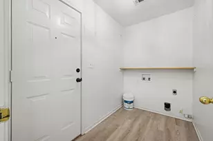 1101 E Johnson St, Burnet, TX 78611 - Photo 19