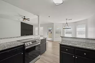 1101 E Johnson St, Burnet, TX 78611 - Photo 9