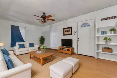 149 Wayside Drive, Elgin, TX 78621 - Photo 3