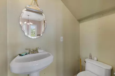 710 Gresham Street, Smithville, TX 78957 - Photo 25