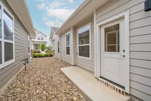 525 Burlington Dr, Buda, TX 78610 - Photo 23