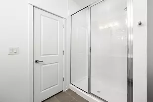 525 Burlington Dr, Buda, TX 78610 - Photo 13