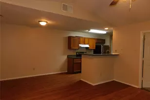 7900 West Gate Blvd, Austin, TX 78745 - Photo 5