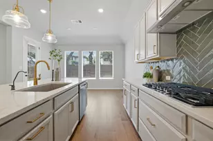 7609 Paruline Dr, Austin, TX 78738 - Photo 17