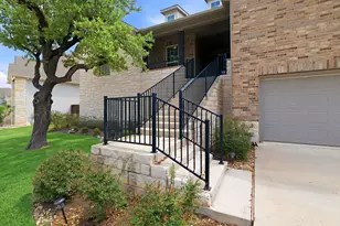 7609 Paruline Dr, Austin, TX 78738 - Photo 7
