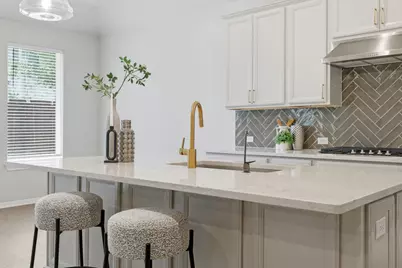 7609 Paruline Drive, Austin, TX 78738 - Photo 15