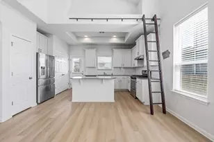 10221 Forest Grove Dr, Austin, TX 78747 - Photo 5
