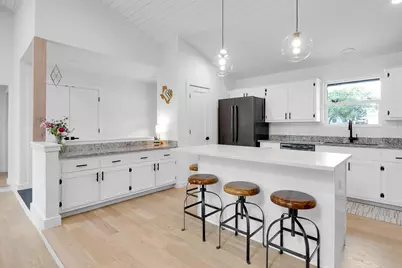 9105 Elm Creek Cove, Austin, TX 78736 - Photo 11
