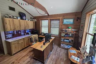 1039 Coventry Rd, Spicewood, TX 78669 - Photo 19