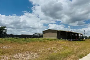 360 Margarita Dr, Dale, TX 78616 - Photo 9