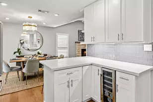 3627 Peregrine Falcon Dr, Austin, TX 78746 - Photo 11